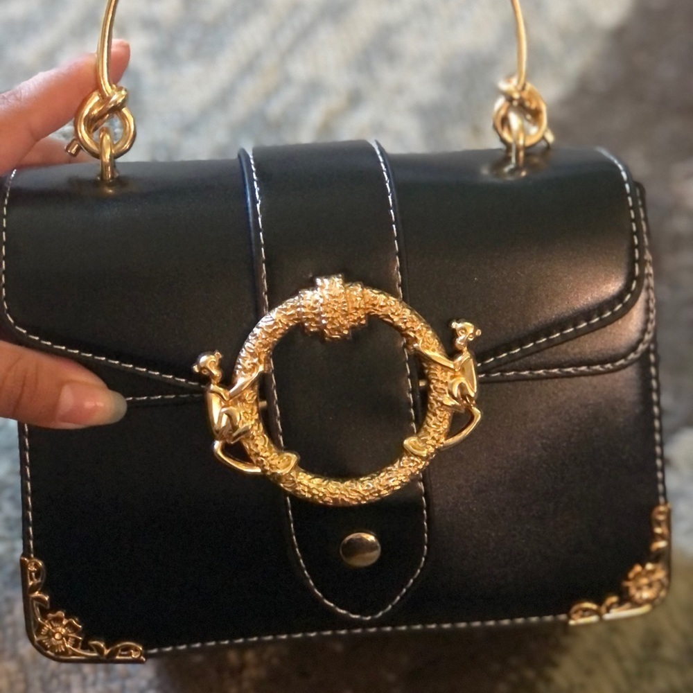 ⚜️ Women’s Black hand bag / crossbody ✨😍⚜️